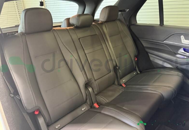 Mercedes GLE-class White