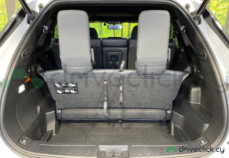 Mitsubishi Outlander White