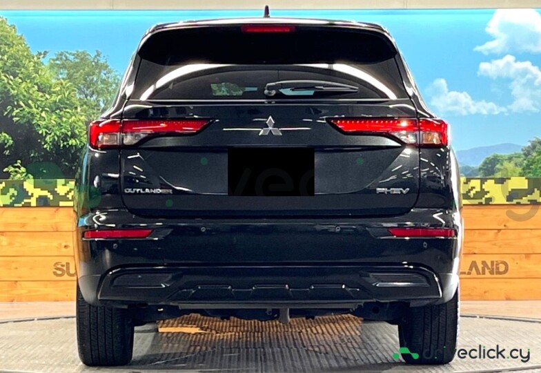 Mitsubishi Outlander Black