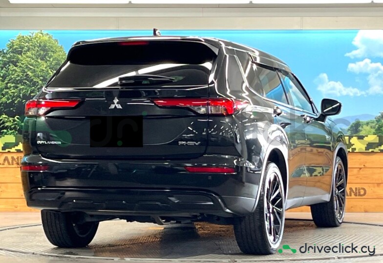 Mitsubishi Outlander Black