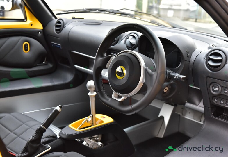 Lotus Elise Желтый