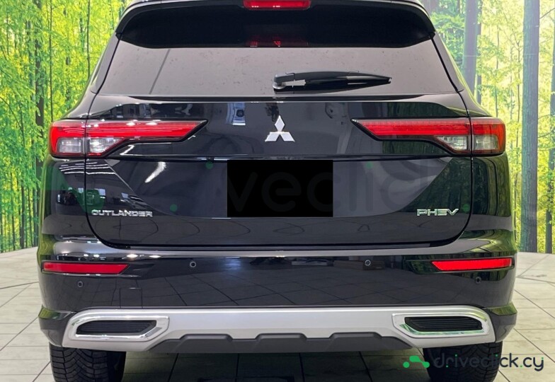 Mitsubishi Outlander Black