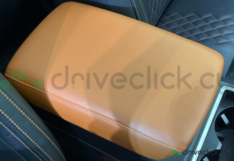 Mitsubishi Outlander Black