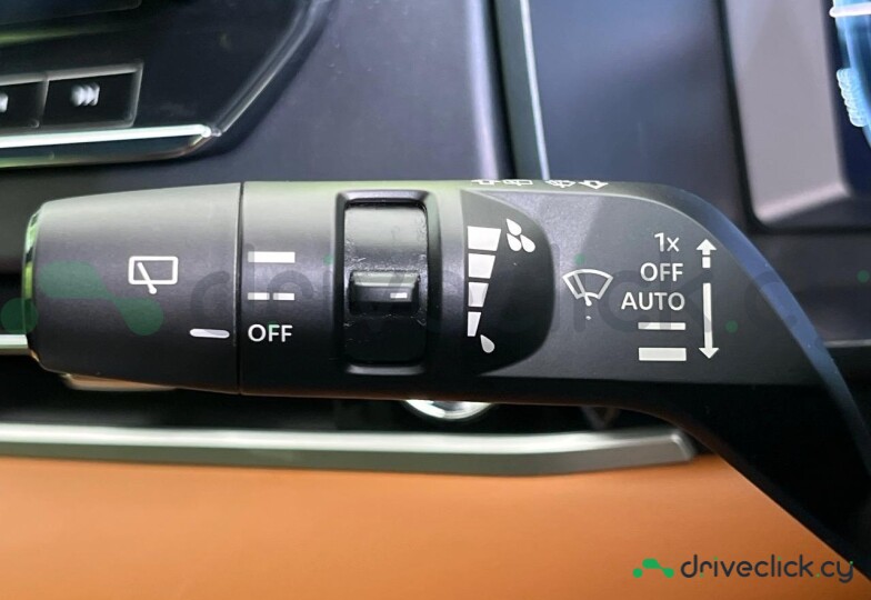 Mitsubishi Outlander Black