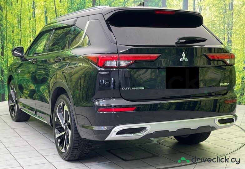 Mitsubishi Outlander Black
