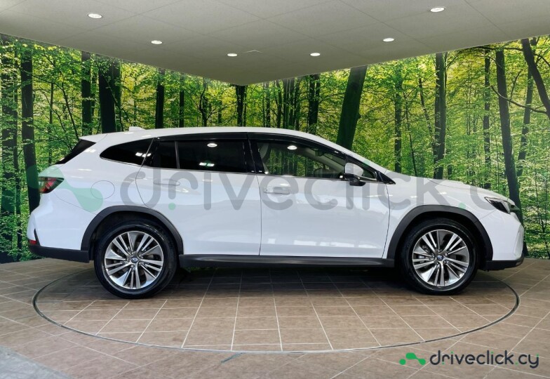 Subaru Levorg White