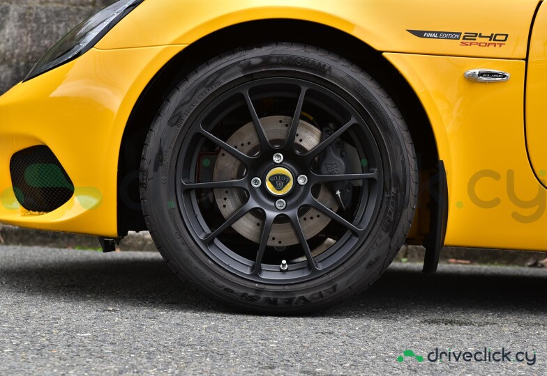 Lotus Elise Желтый