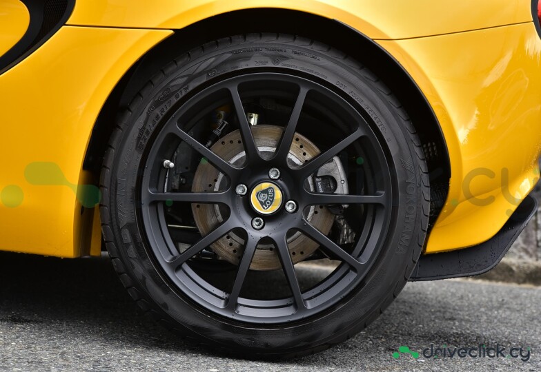 Lotus Elise Желтый