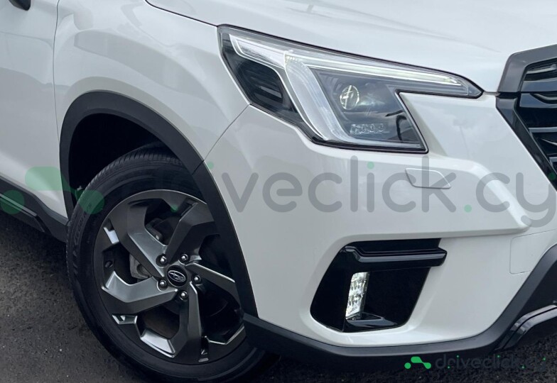 Subaru Forester White