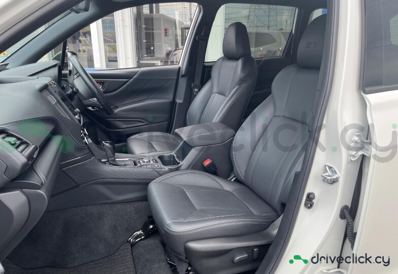 Subaru Forester White