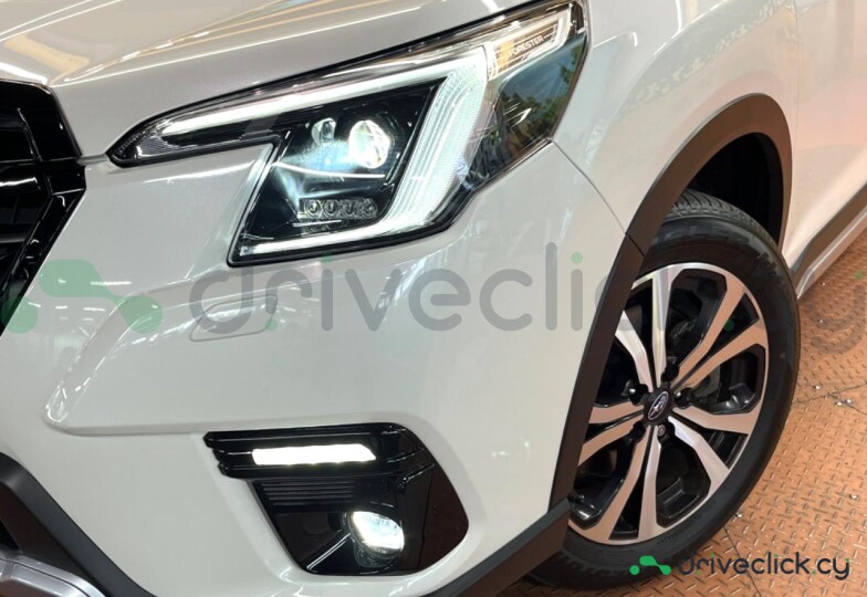 Subaru Forester White