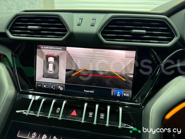 Lamborghini Urus Оранжевый