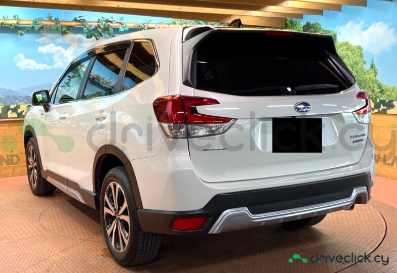 Subaru Forester White