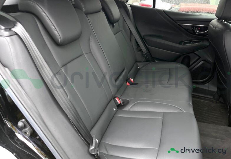 Subaru Outback Black