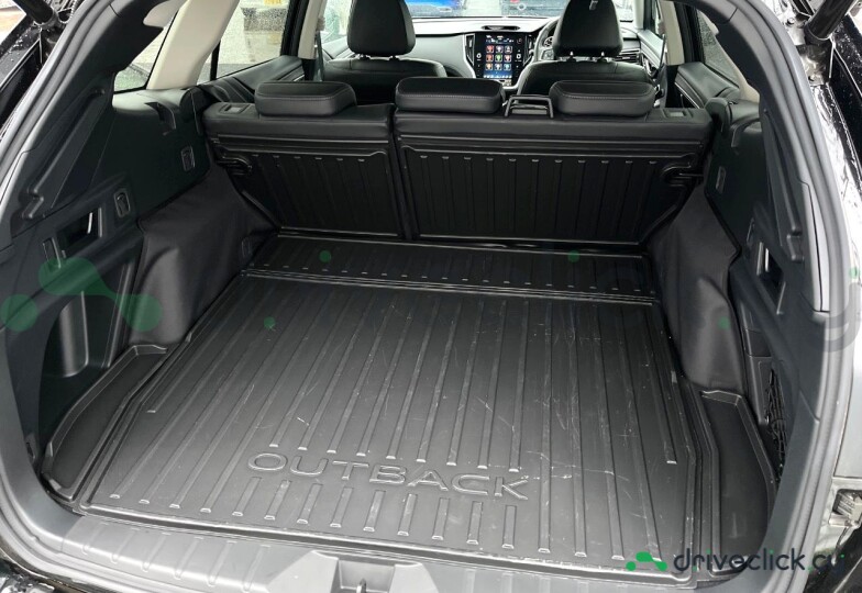 Subaru Outback Black