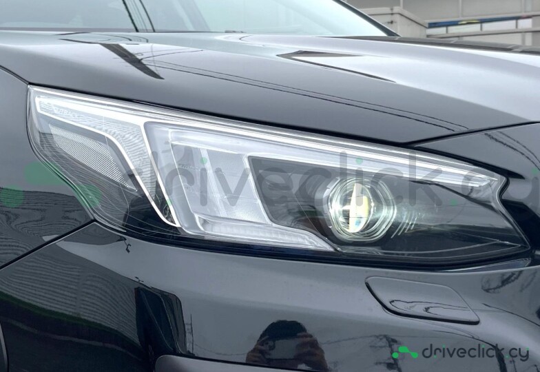 Subaru Outback Black