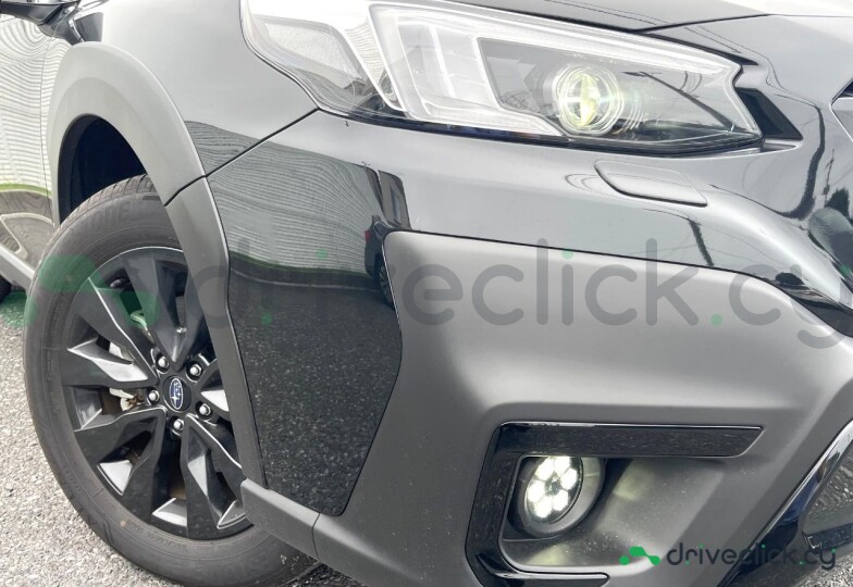 Subaru Outback Black