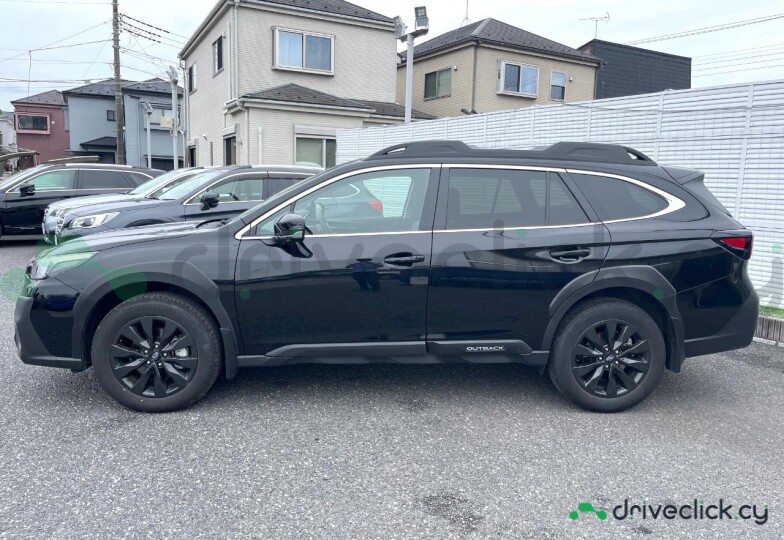 Subaru Outback Black
