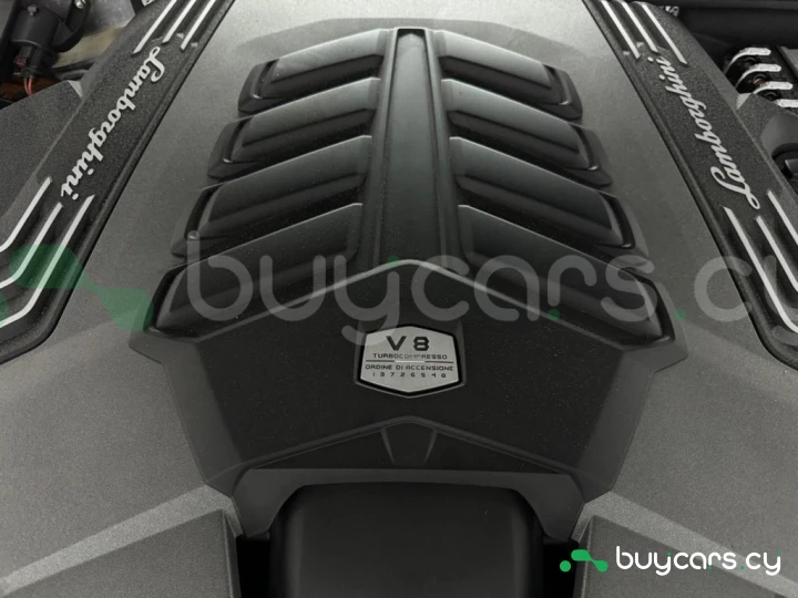 Lamborghini Urus Оранжевый