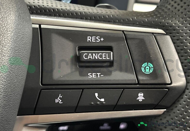 Mitsubishi Outlander White