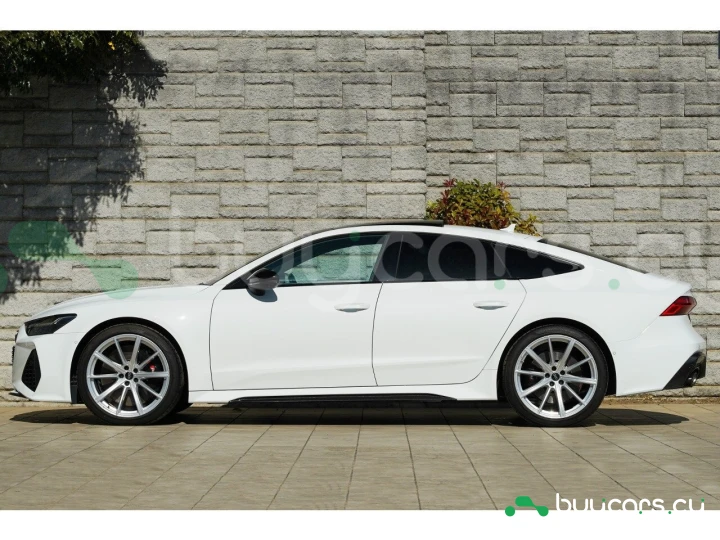 Audi RS7 Sportback Белый