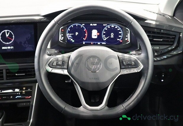 Volkswagen Polo White