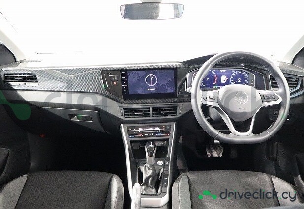 Volkswagen Polo White