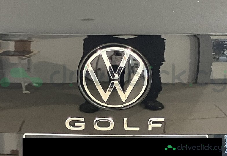 Volkswagen Golf Black