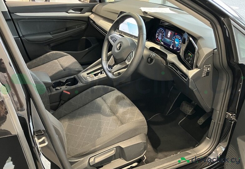 Volkswagen Golf Black