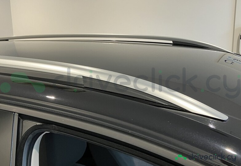 Volkswagen Golf Black