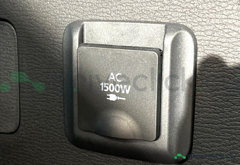 Mitsubishi Outlander Black