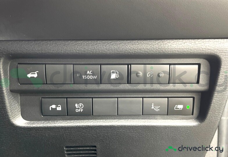 Mitsubishi Outlander Black