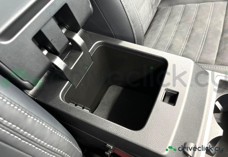Mitsubishi Outlander Black