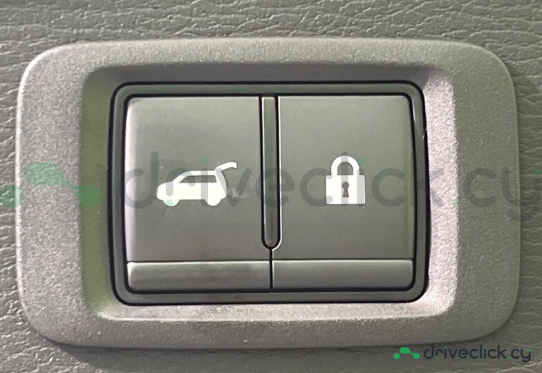 Mitsubishi Outlander Black