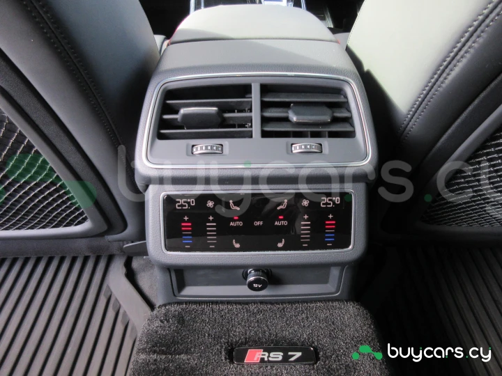 Audi RS7 Sportback Серый