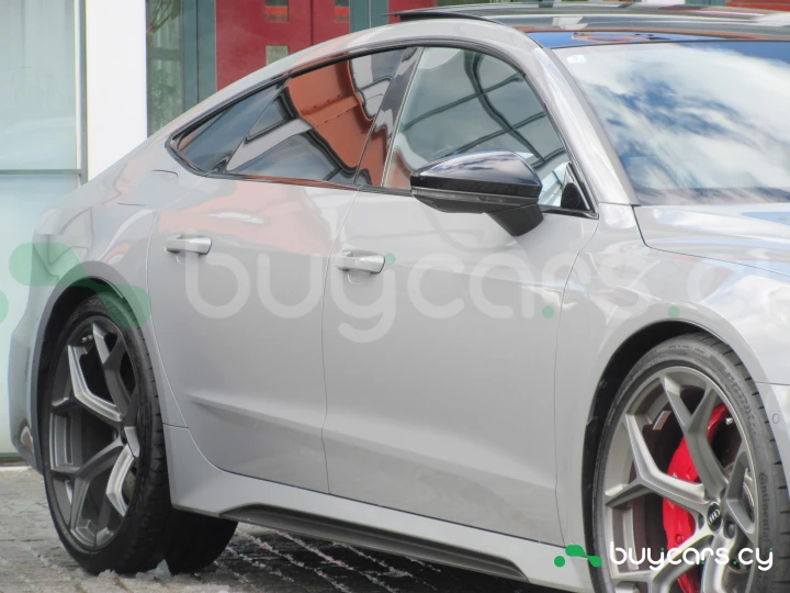 Audi RS7 Sportback Серый