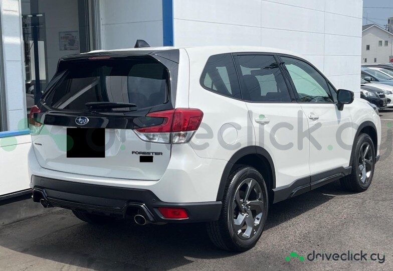 Subaru Forester White