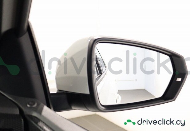 Volkswagen Polo White