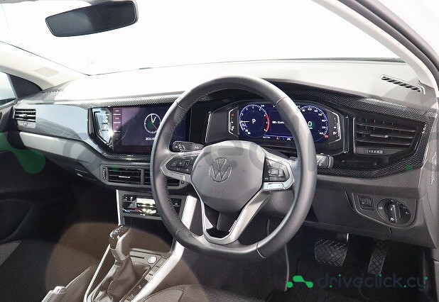 Volkswagen Polo White