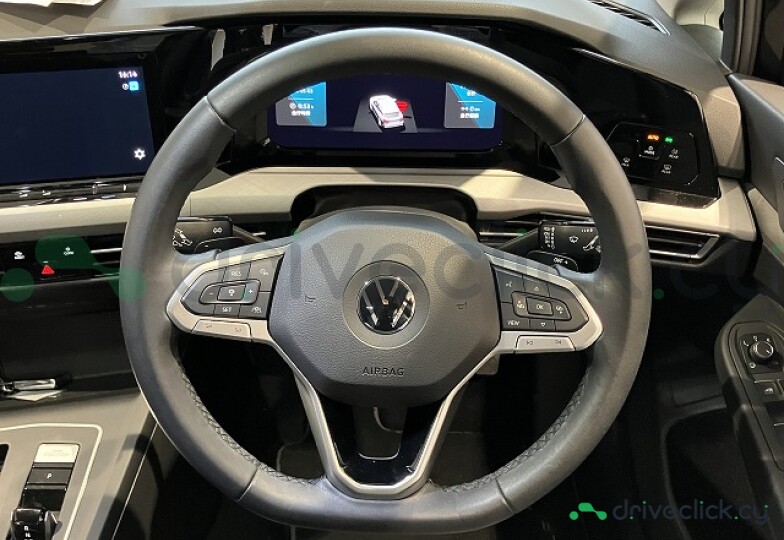 Volkswagen Golf Black