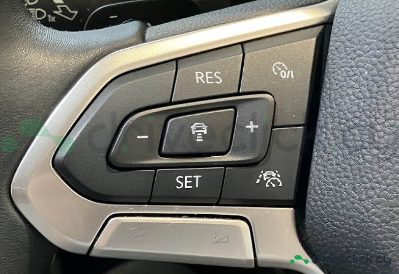 Volkswagen Golf Black