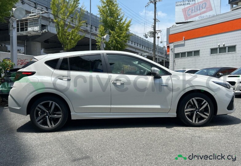 Subaru Impreza Белый