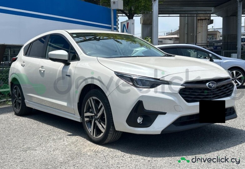Subaru Impreza Белый