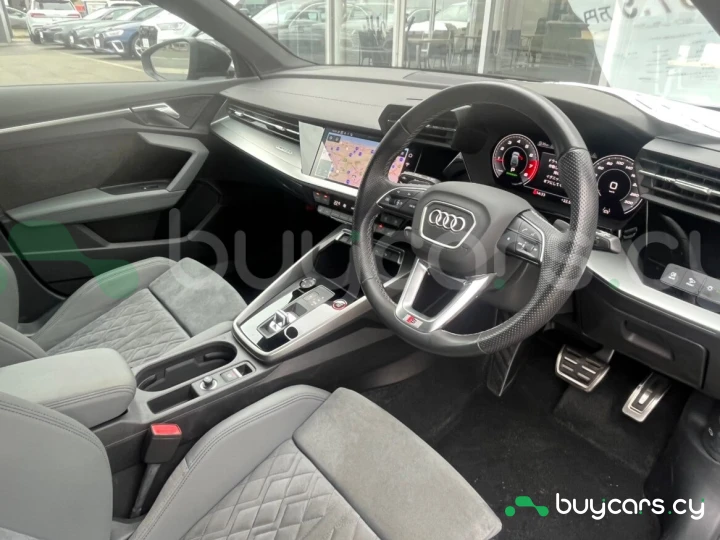 Audi S3 Sportback Черный