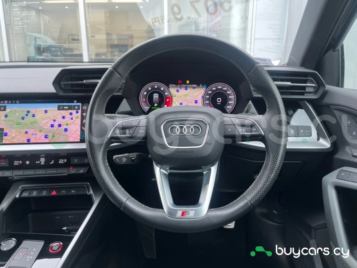 Audi S3 Sportback Черный