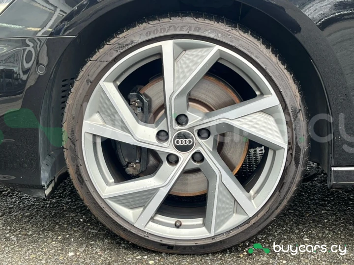 Audi S3 Sportback Черный