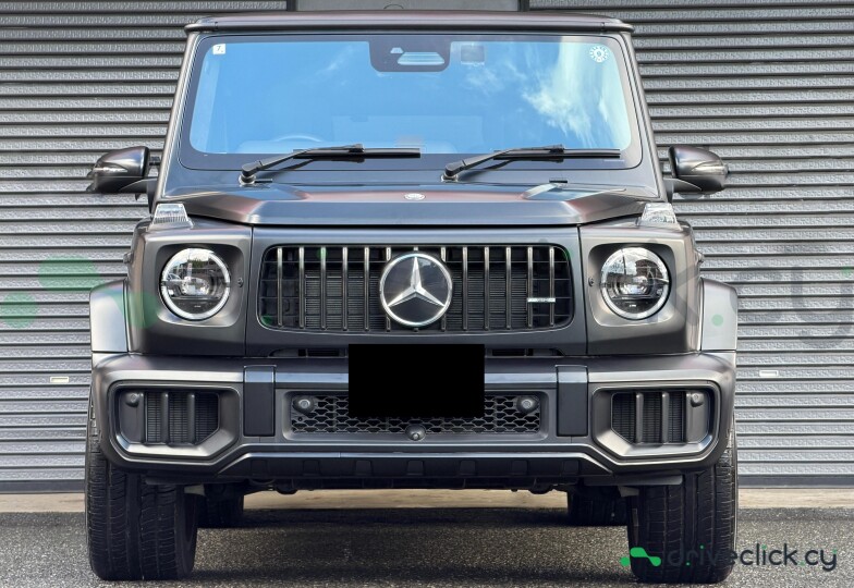 Mercedes G-class Black