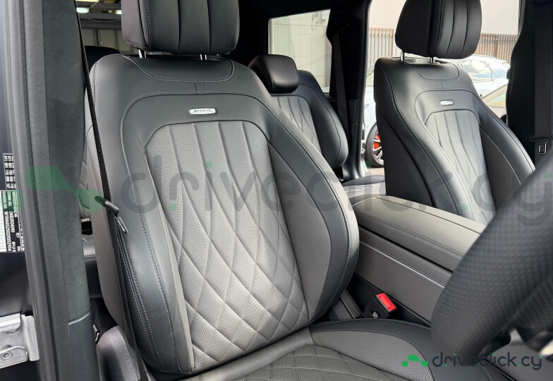 Mercedes G-class Black