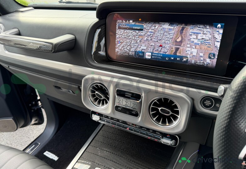 Mercedes G-class Black