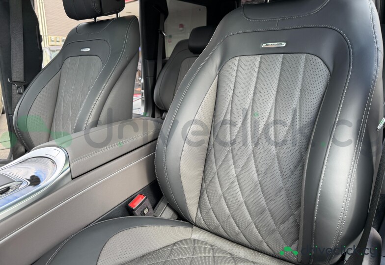Mercedes G-class Black